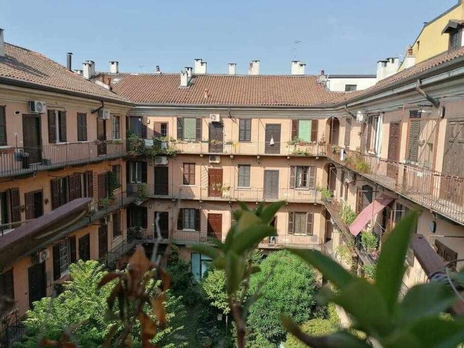 Апартаменты Darsena Appartament Милан Экстерьер фото